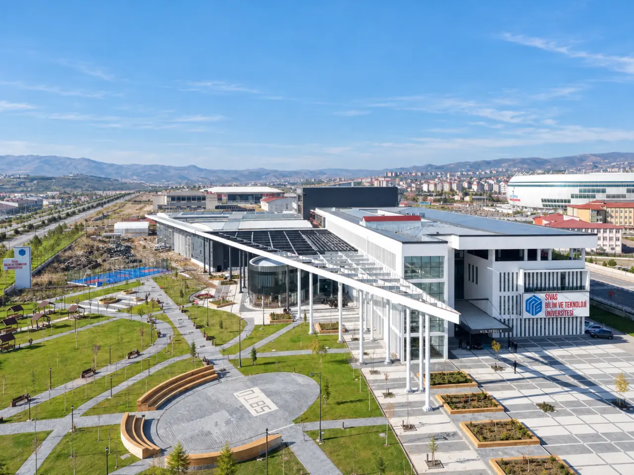 Sivas Bilim ve Teknoloji Üniversitesi — Sivas cephe uygulaması, ONS CEPHE (2/3)